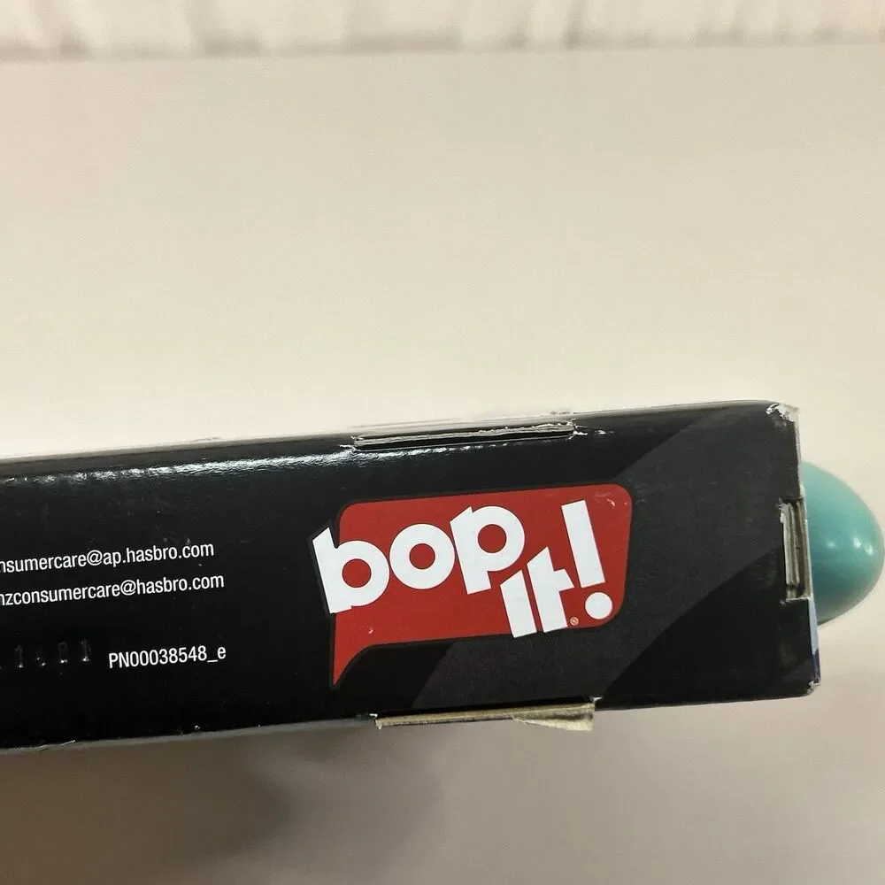 Bop It! Classic Game Hasbro New Twist Pull Electronic Toy